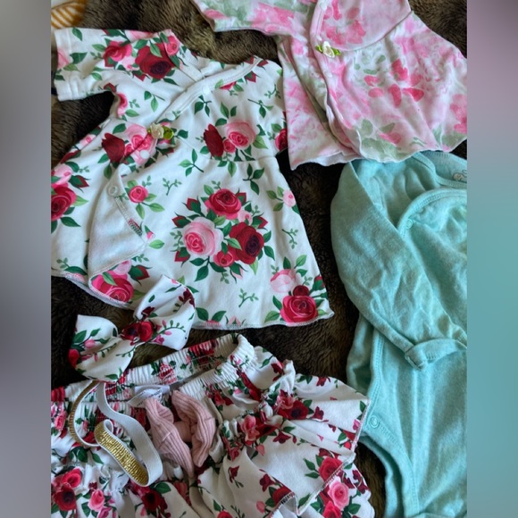 Baby Girl Clothes 3-6 & 6-9 Months Sets Twins and Separates Disney Gerber Dress! - Picture 5 of 10
